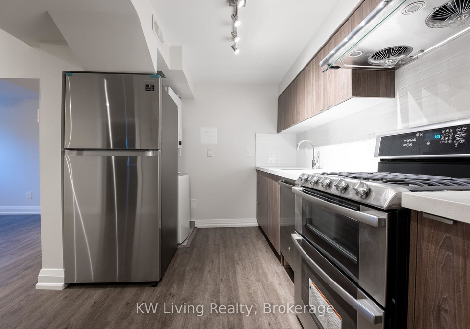 64-overton-crescent-north-york-ontario-c12703712