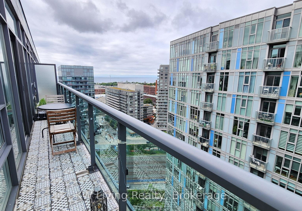 36-lisgar-street-toronto-ontario-c12703814
