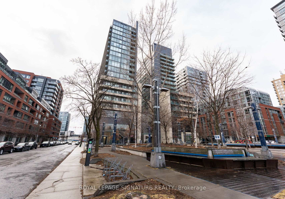 36-lisgar-street-toronto-ontario-c12703972
