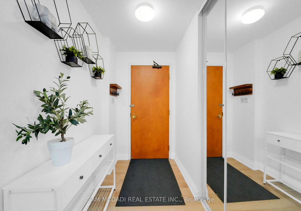 260-doris-avenue-north-york-ontario-c12704090
