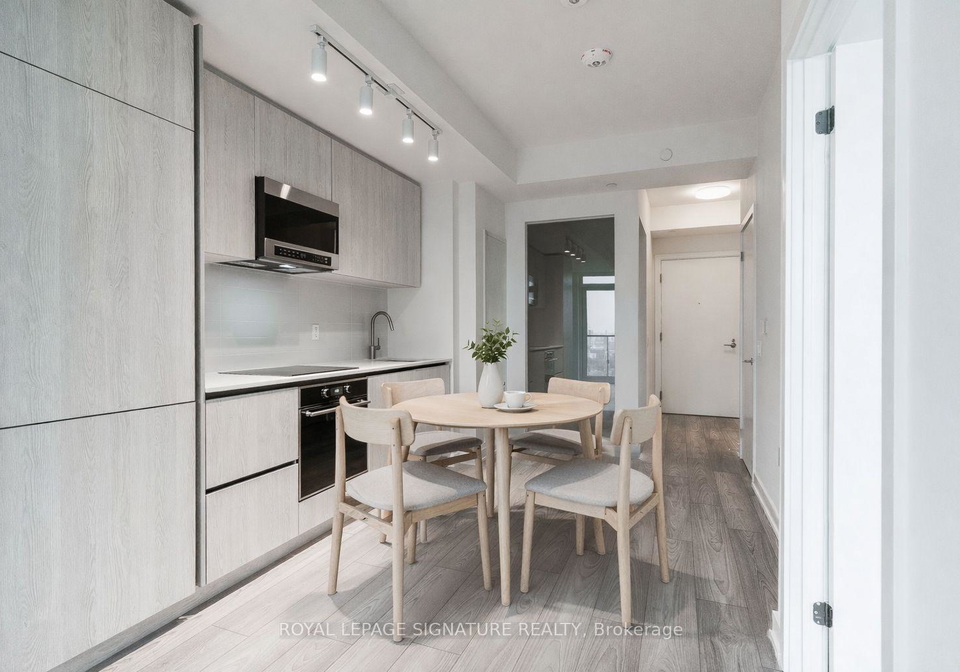110-broadway-avenue-toronto-ontario-c12704400