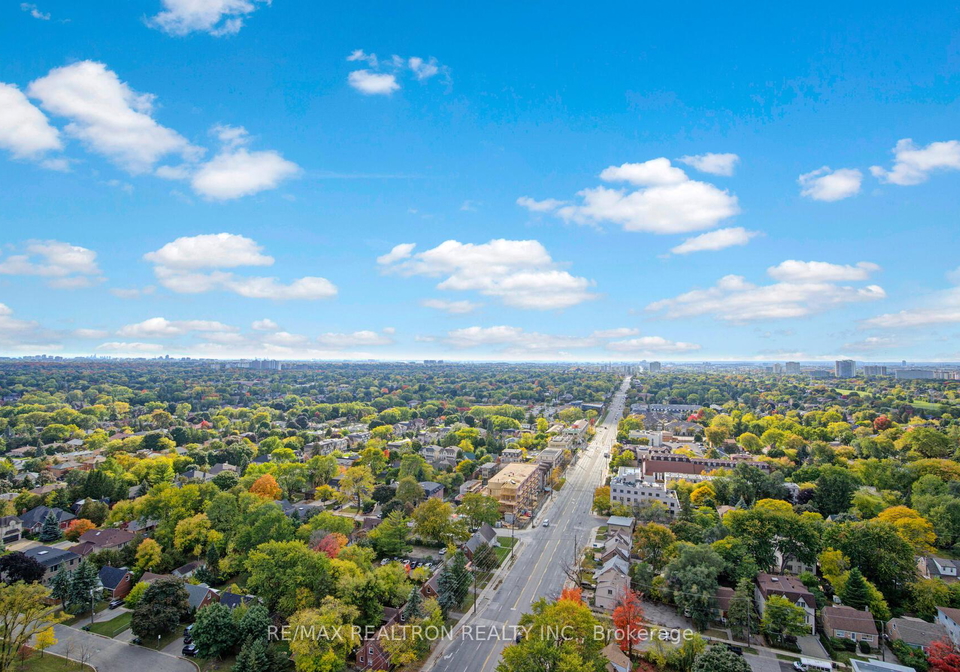 15-greenview-avenue-toronto-ontario-c12704548