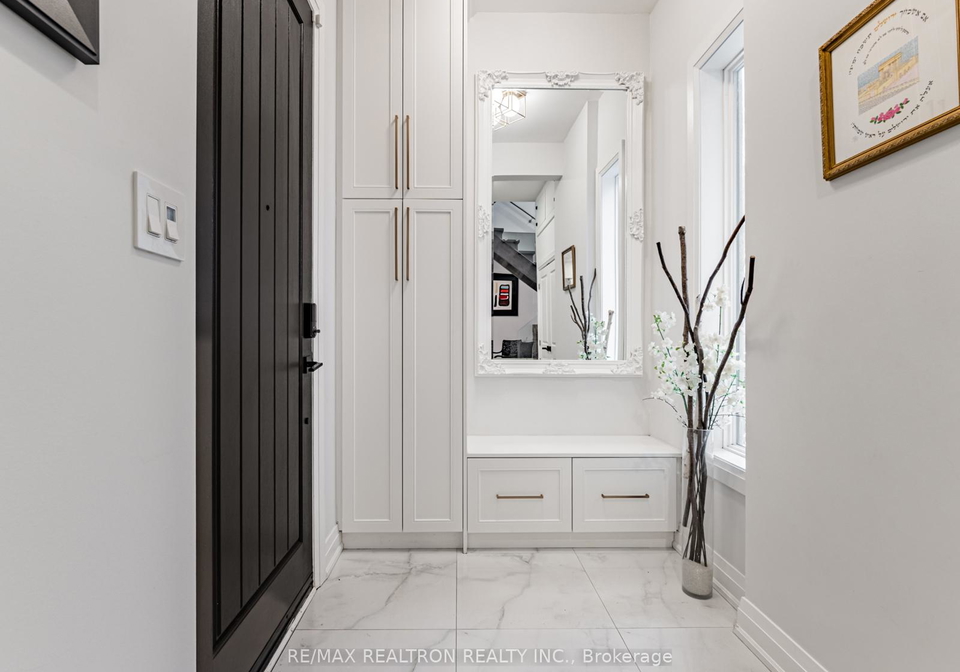 18-carscadden-drive-toronto-ontario-c12704688