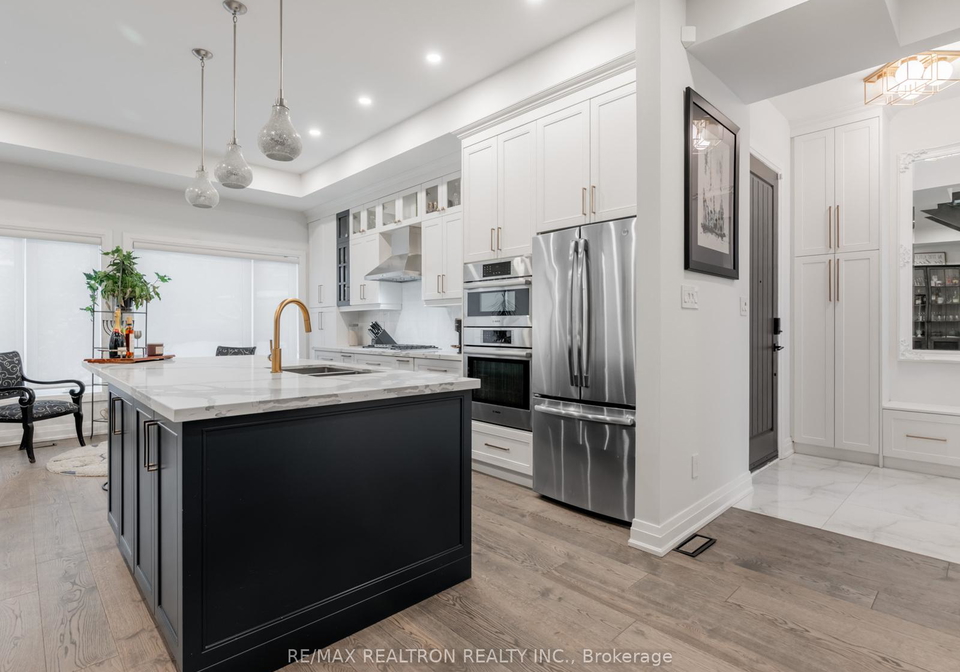 18-carscadden-drive-toronto-ontario-c12704688