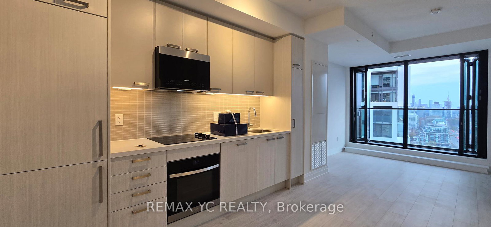 20-soudan-avenue-toronto-ontario-c12705270