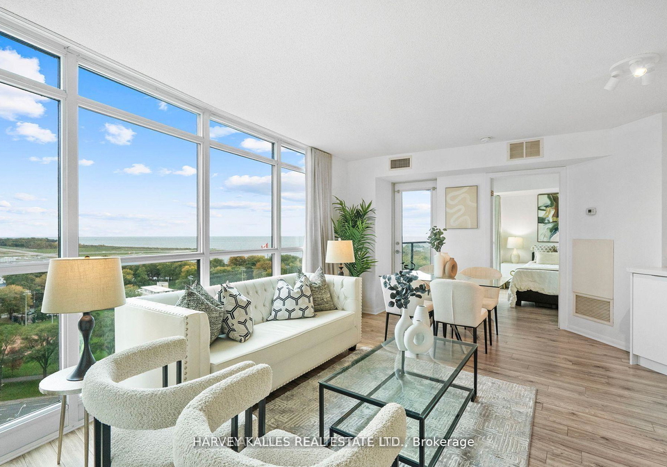 219-fort-york-boulevard-toronto-ontario-c12705402