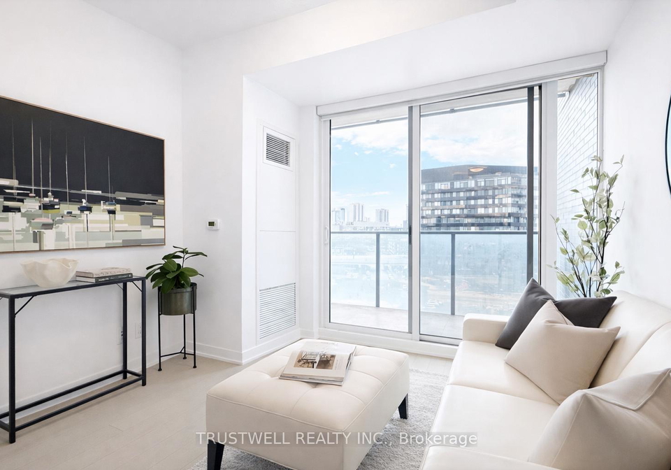 120-bayview-avenue-toronto-ontario-c12705632