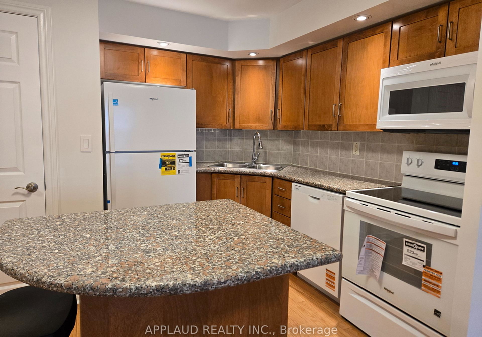 270-wellington-street-w-toronto-ontario-c12705770