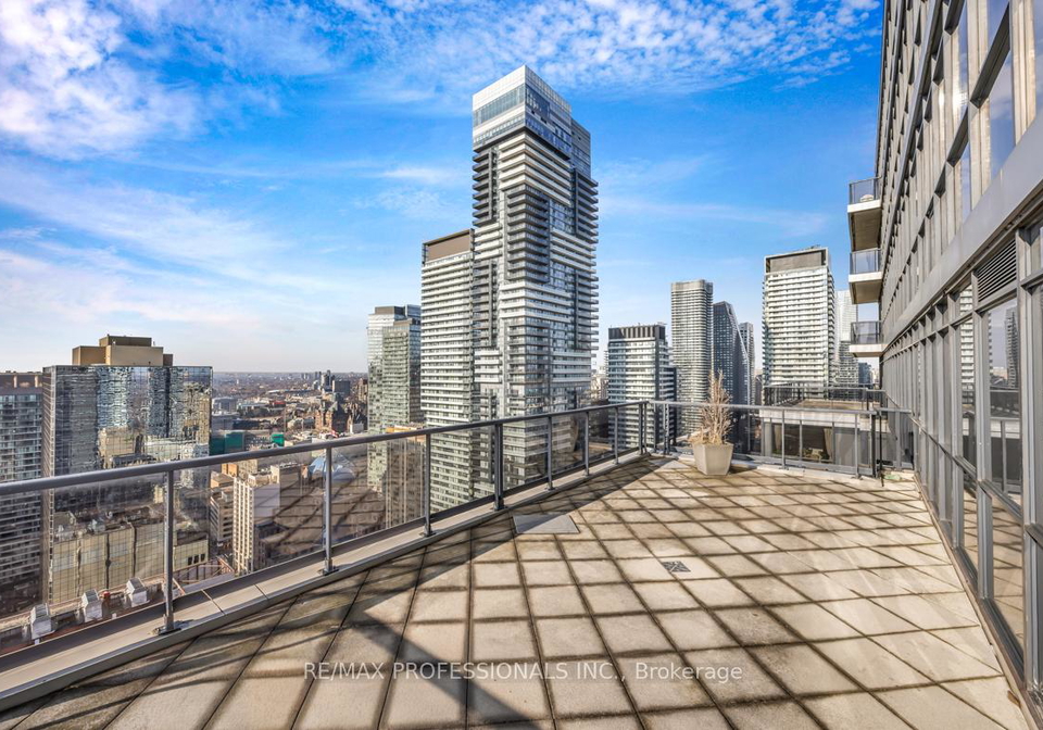 21-carlton-street-toronto-ontario-c12706322