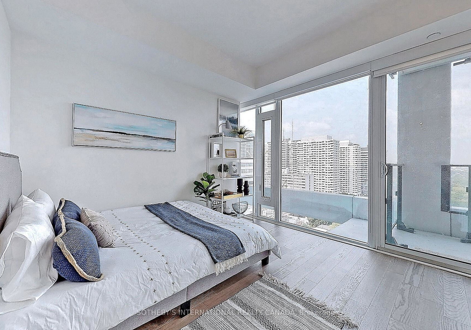 5-soudan-avenue-toronto-ontario-c12706484