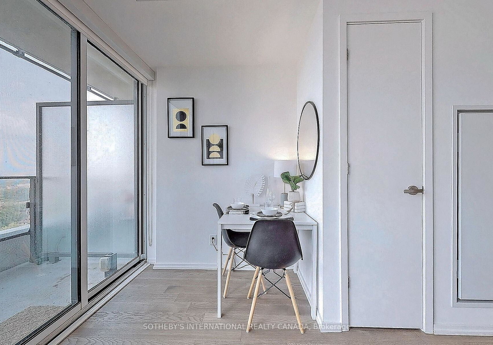 5-soudan-avenue-toronto-ontario-c12706484