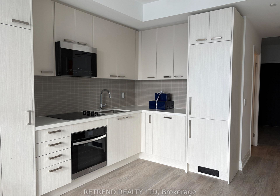 20-soudan-avenue-toronto-ontario-c12706502