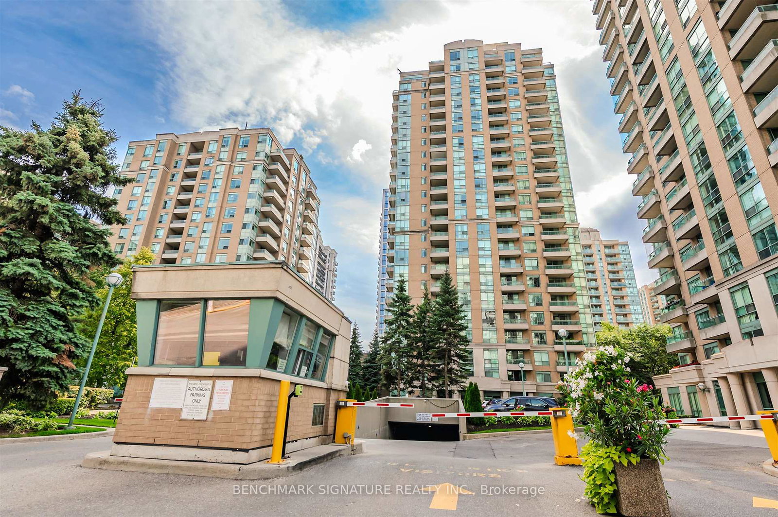 3-pemberton-avenue-north-york-ontario-c12706614