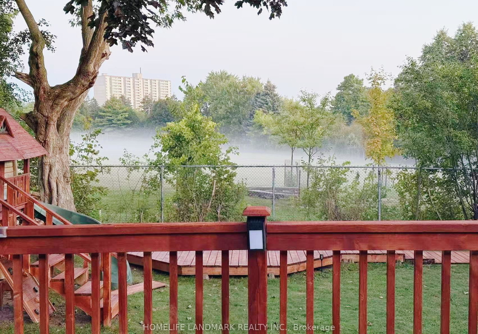 10-silverview-drive-north-york-ontario-c12706672