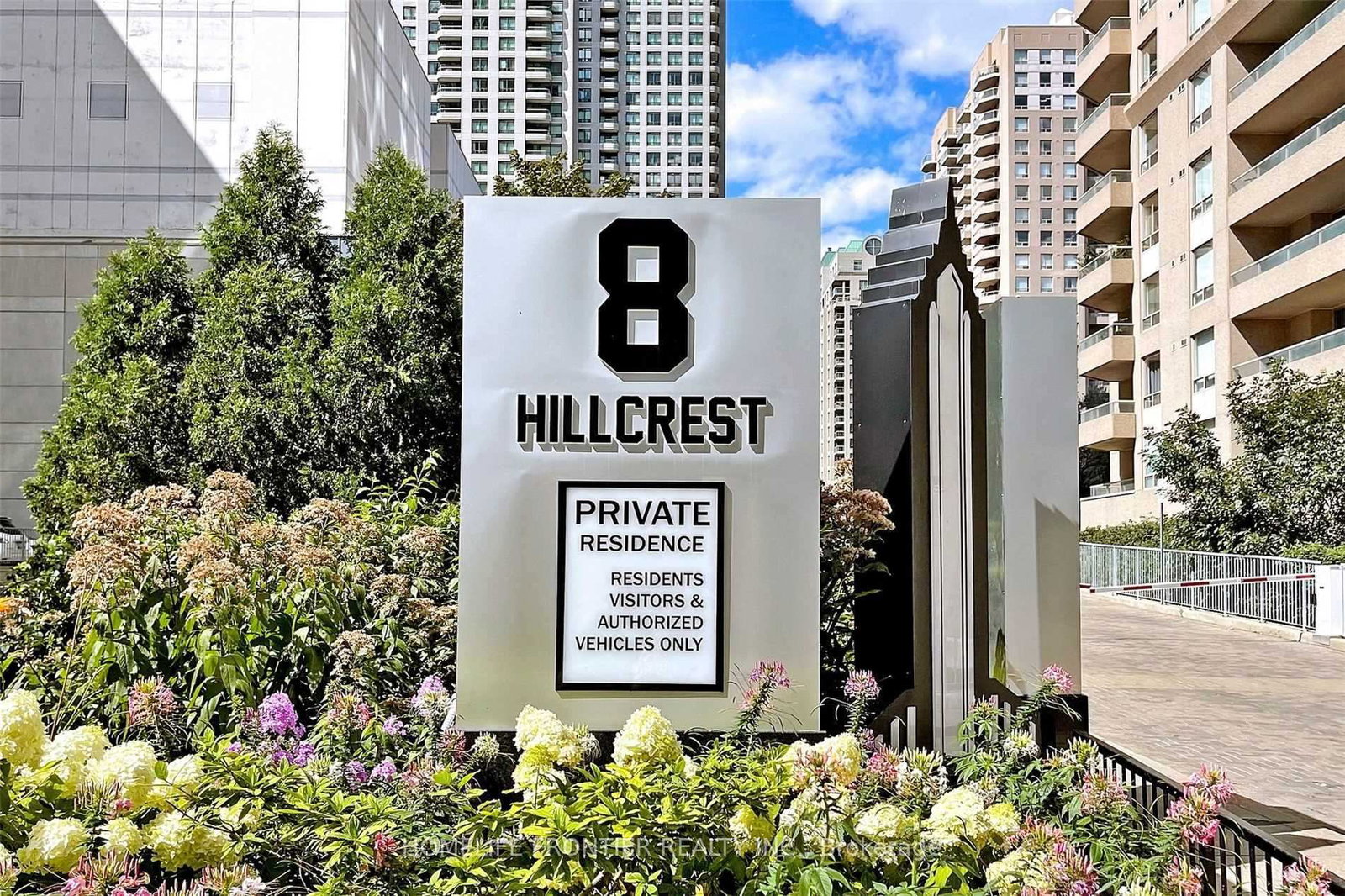 8-hillcrest-avenue-north-york-ontario-c12707296