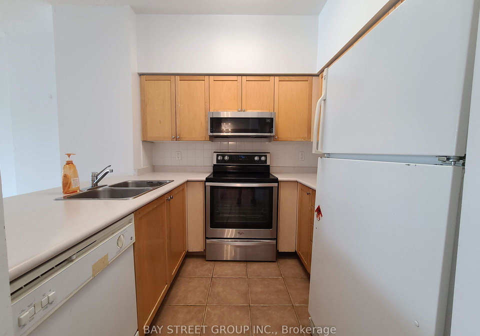 33-empress-avenue-north-york-ontario-c12707674