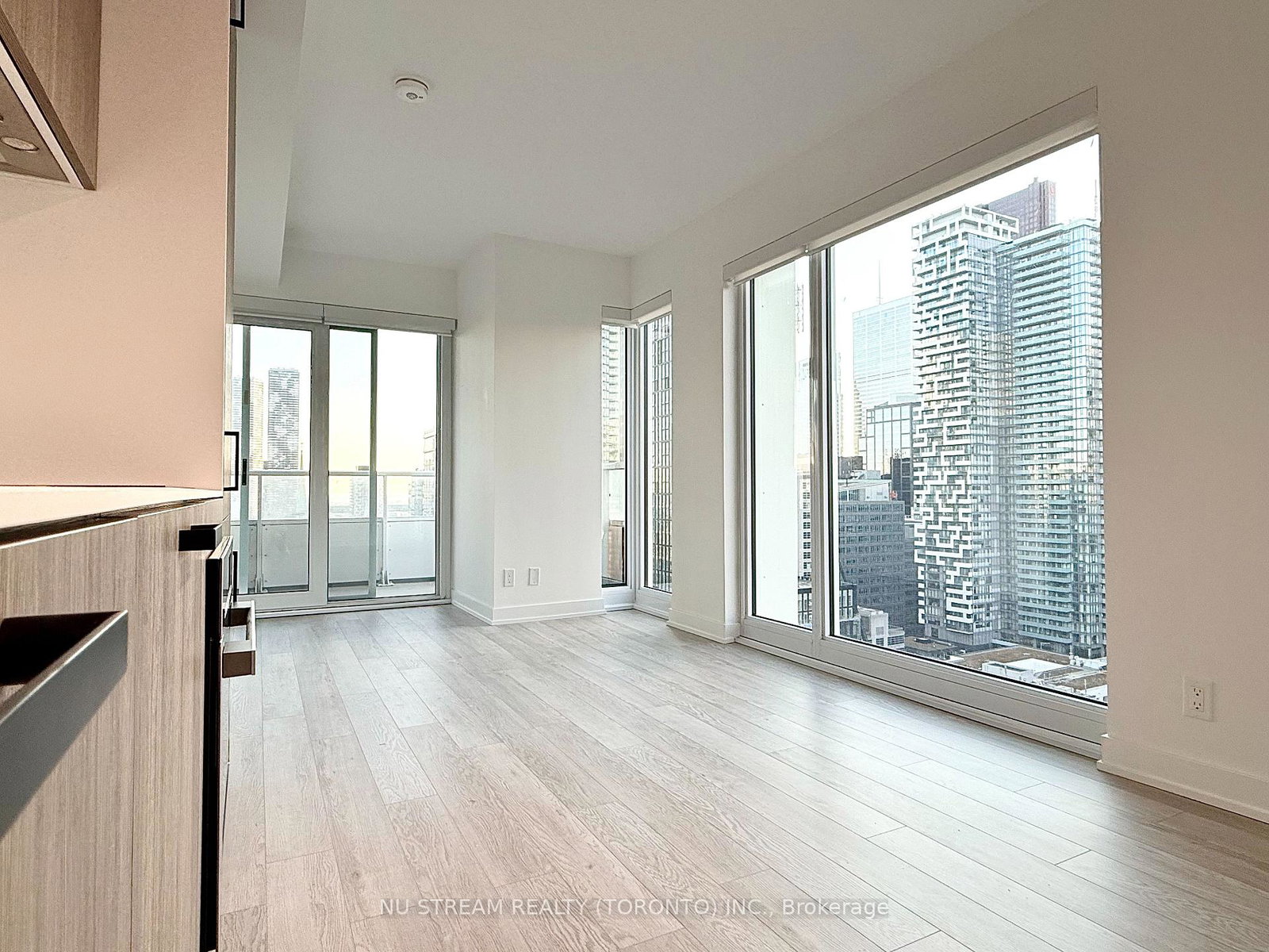 88-queen-street-e-toronto-ontario-c12707680