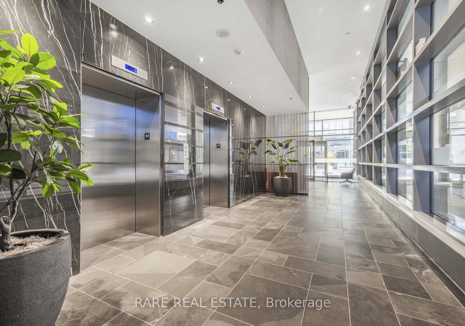 650-king-street-w-toronto-ontario-c12707694