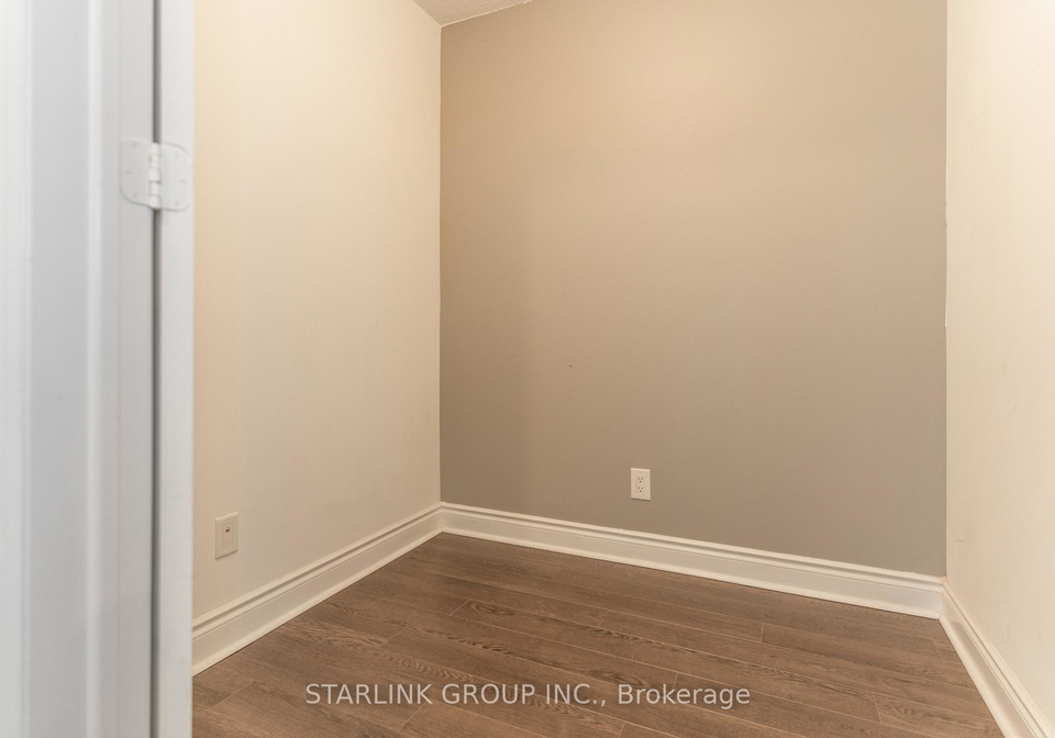 25-greenview-avenue-toronto-ontario-c12707738