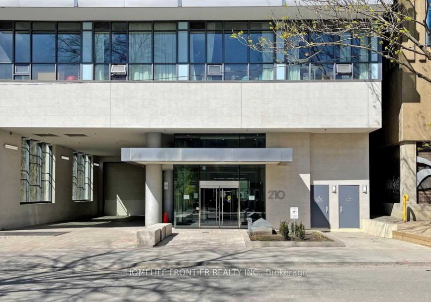 210-simcoe-street-toronto-ontario-c12708100