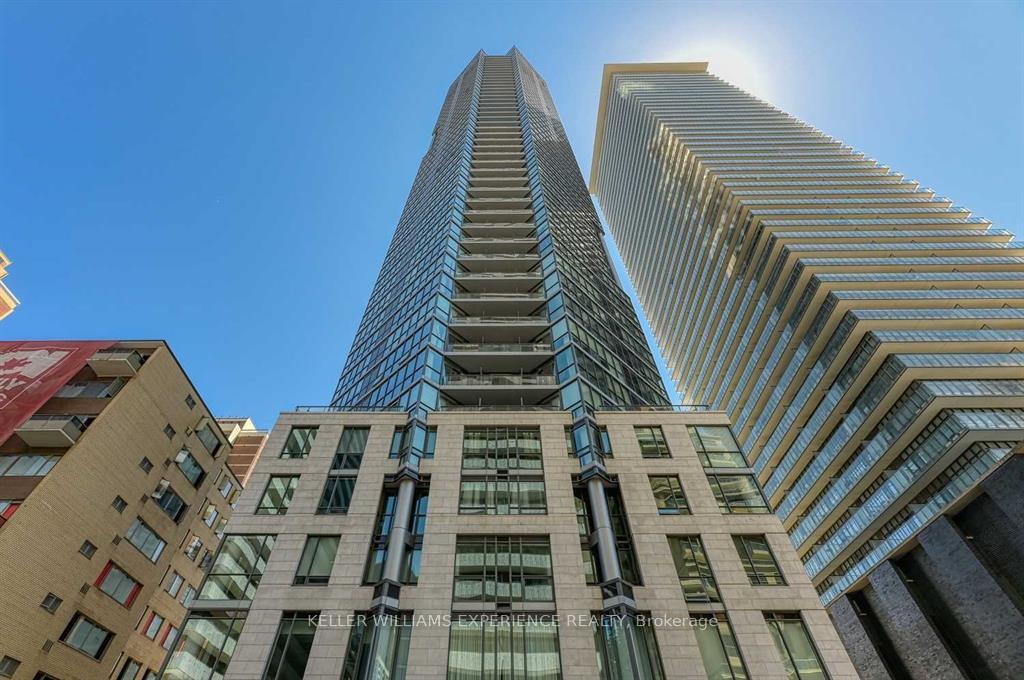 45-charles-street-e-toronto-ontario-c12708280