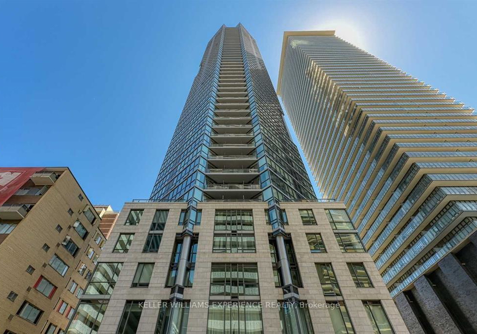 45-charles-street-e-toronto-ontario-c12708280