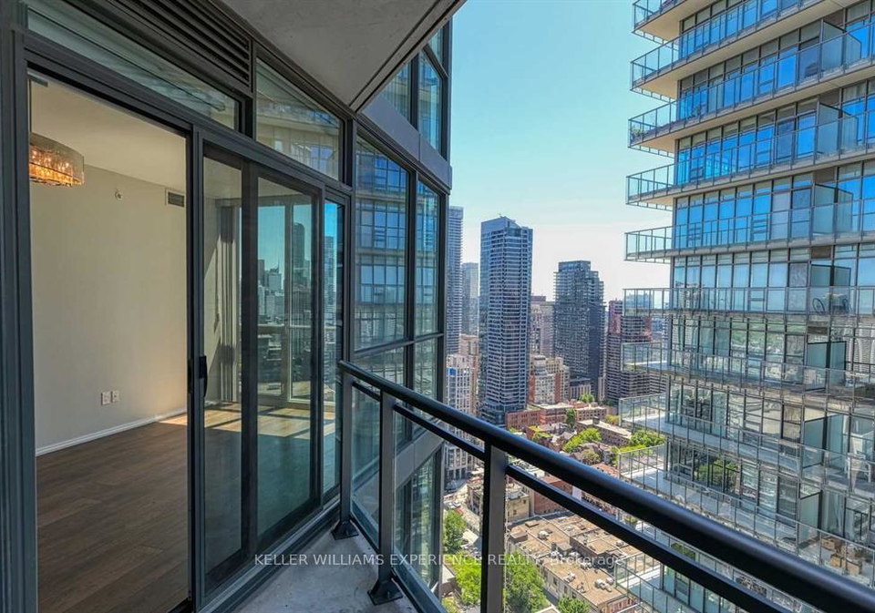 45-charles-street-e-toronto-ontario-c12708280