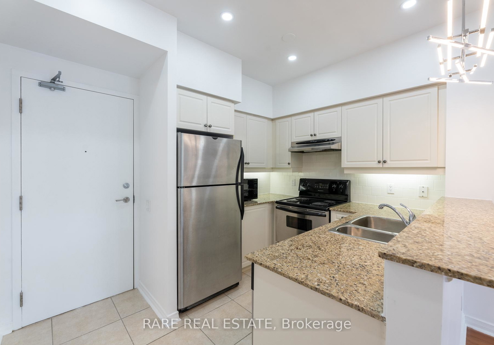 451-rosewell-avenue-toronto-ontario-c12708312