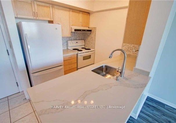 155-beecroft-road-toronto-ontario-c12708488