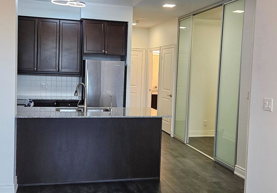 10-bloorview-place-north-york-ontario-c12708664