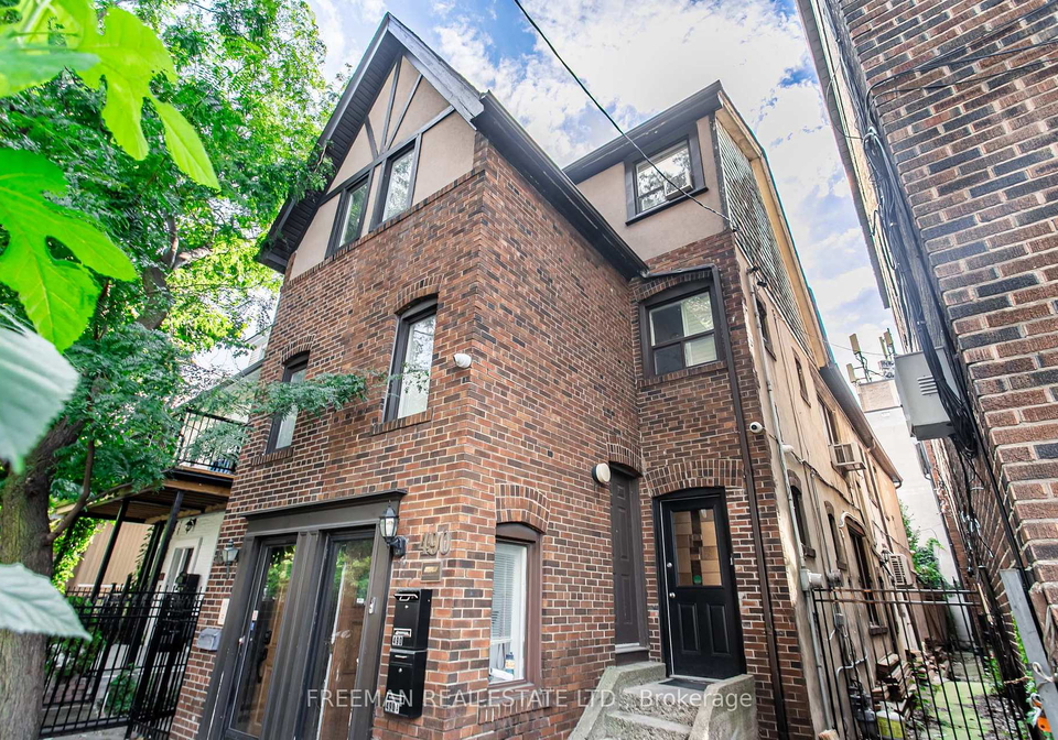 490-montrose-avenue-toronto-ontario-c12708784