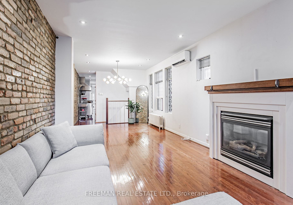 490-montrose-avenue-toronto-ontario-c12708784