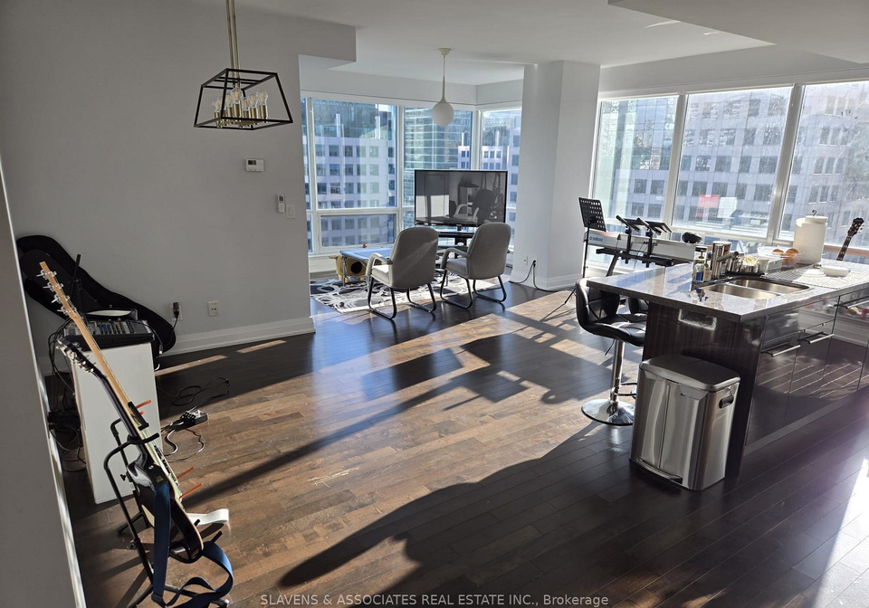 80-john-street-toronto-ontario-c12708842