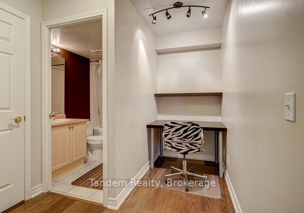 30-grand-trunk-crescent-toronto-ontario-c12708848