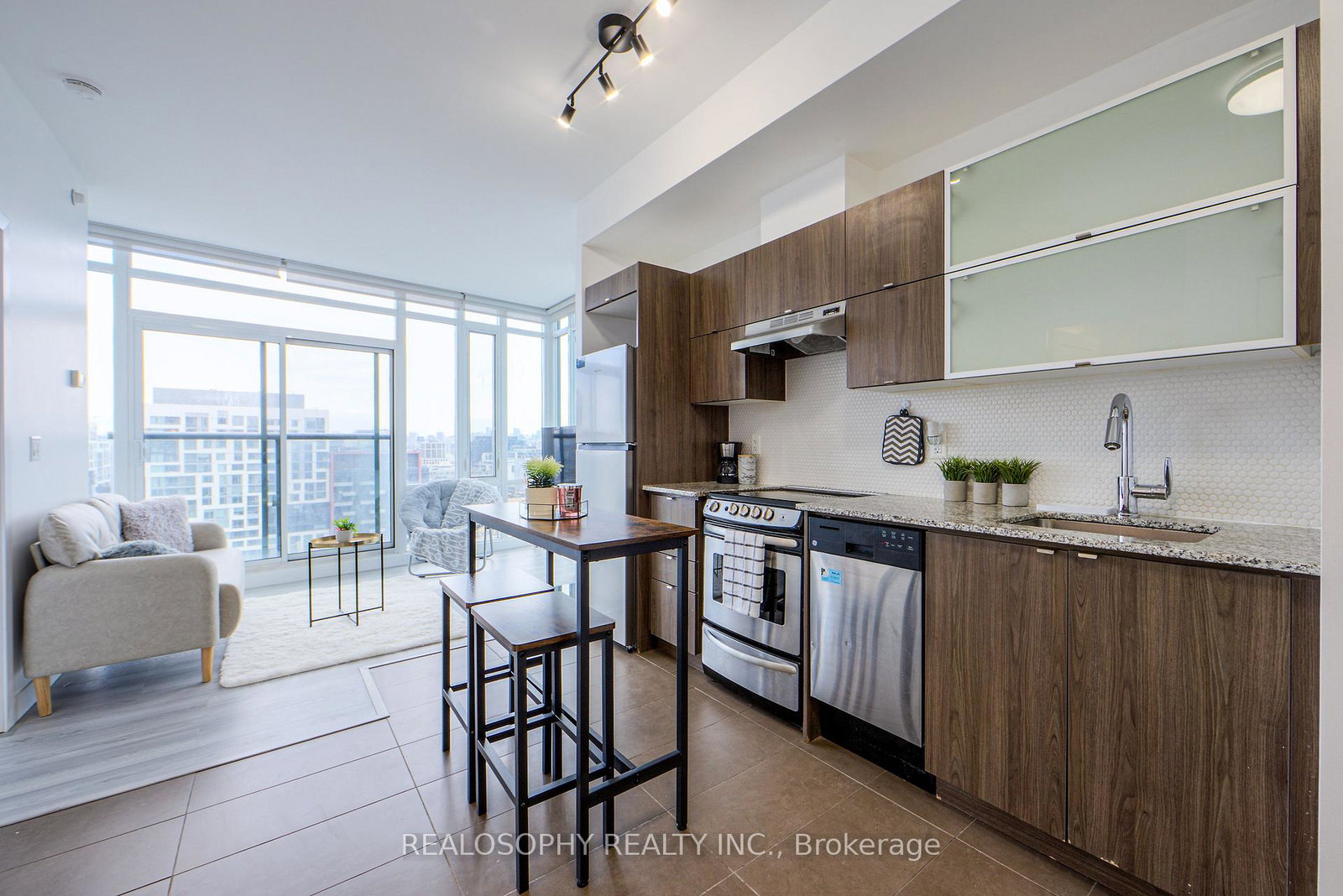 170-fort-york-boulevard-toronto-ontario-c12708948
