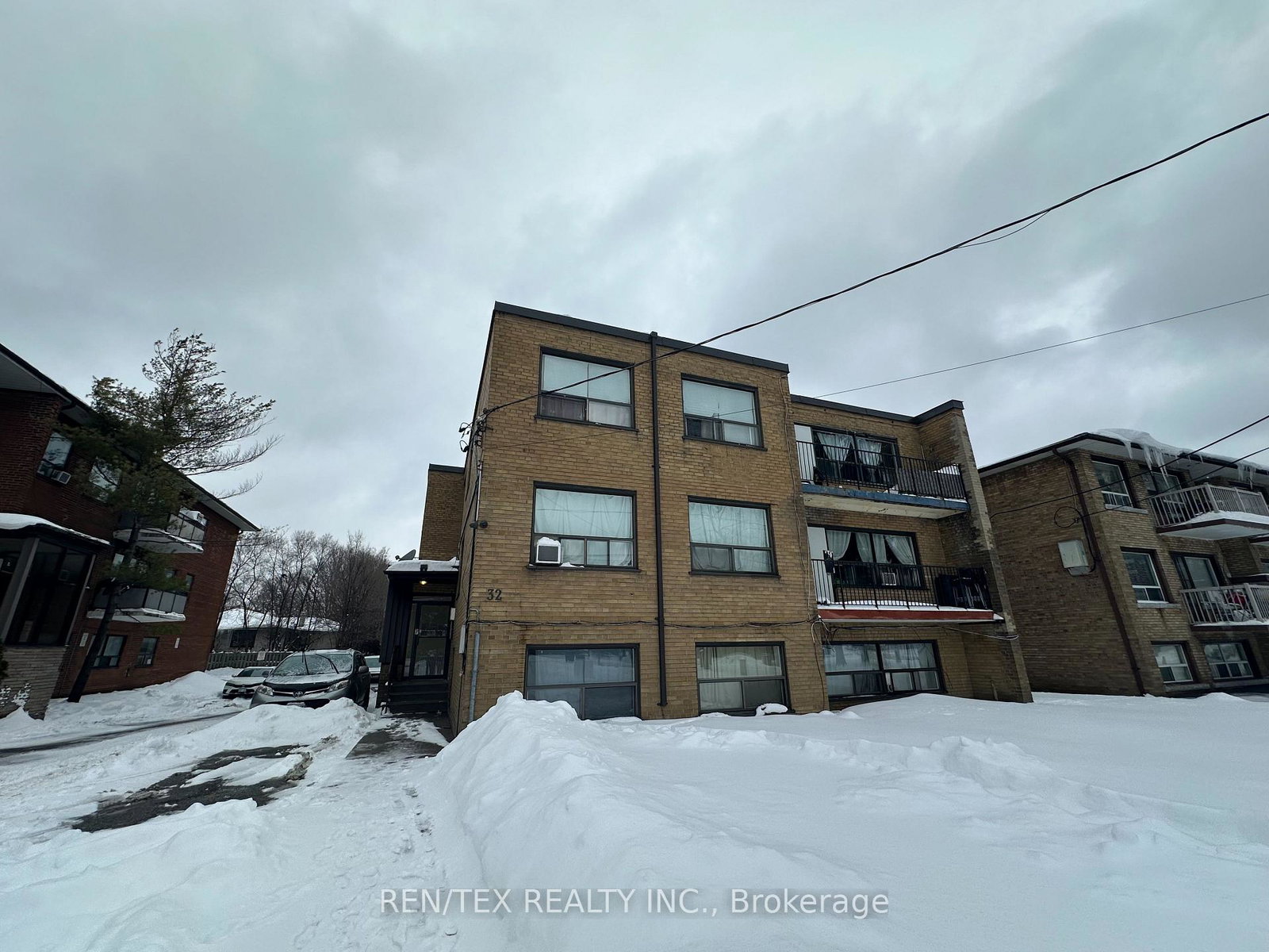 32-hotspur-road-toronto-ontario-c12709130