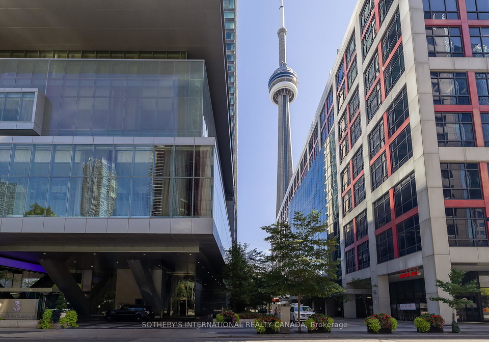 183-wellington-street-w-toronto-ontario-c12709376