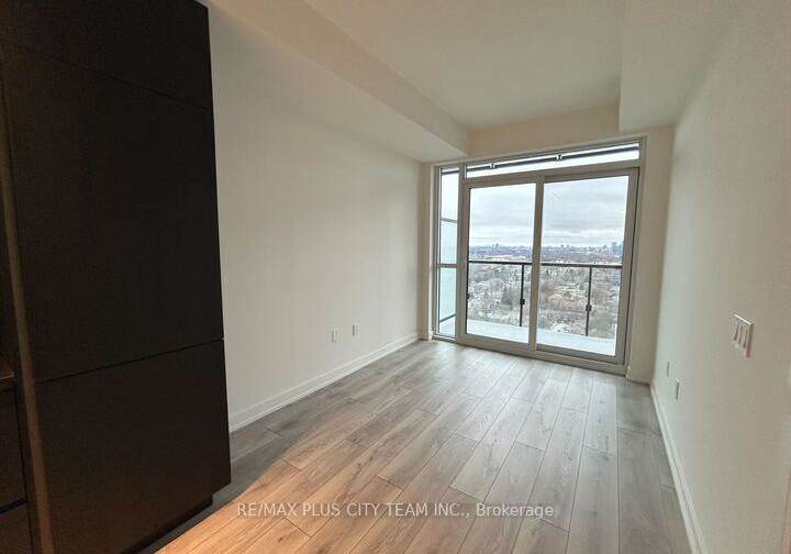 110-broadway-avenue-toronto-ontario-c12709384