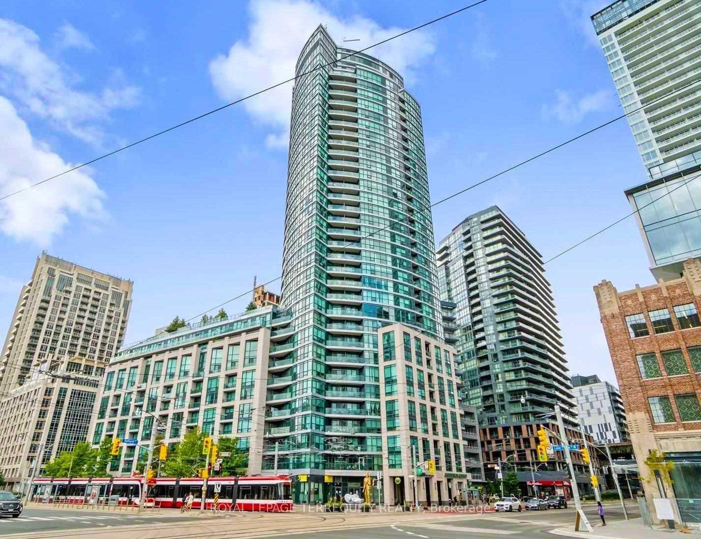 600-fleet-street-toronto-ontario-c12709698