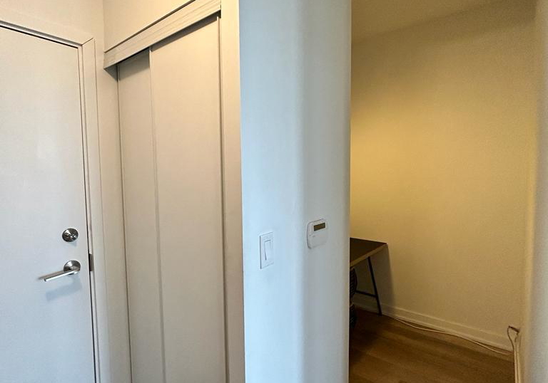 181-huron-street-toronto-ontario-c12710574