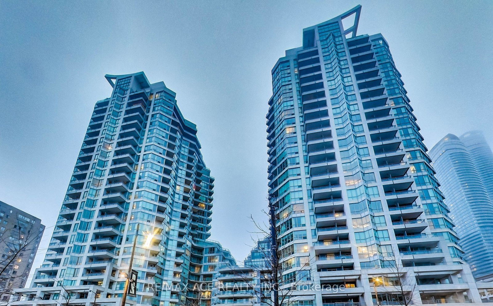 230-queens-quay-w-toronto-ontario-c12710838