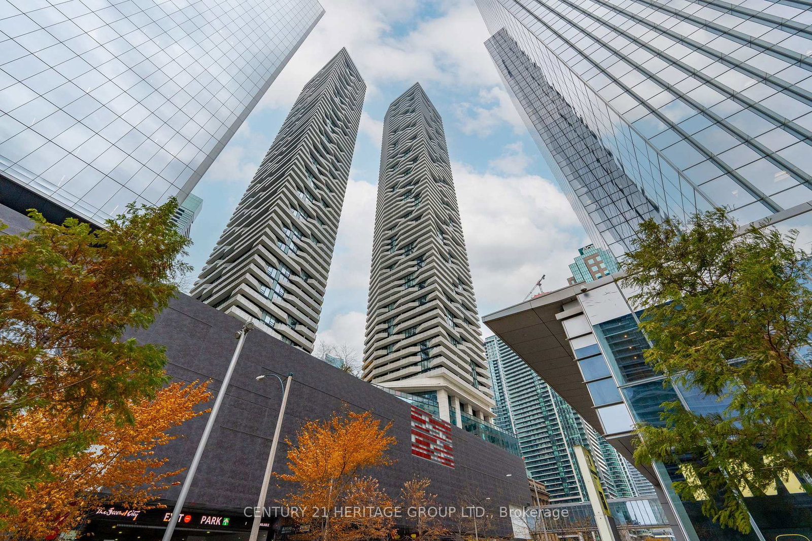 88-harbour-street-toronto-ontario-c12710860
