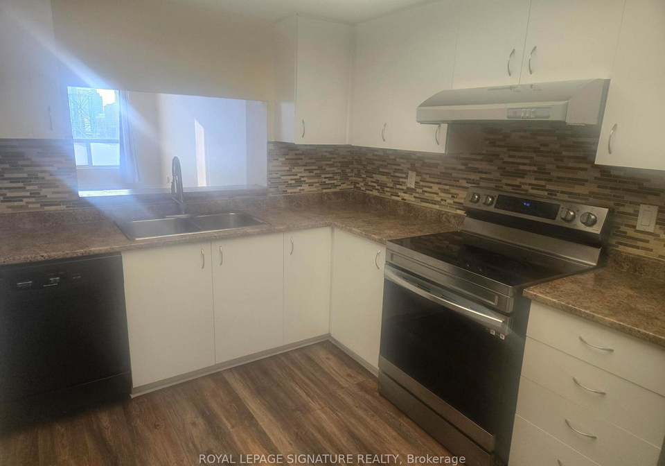 5765-yonge-street-north-york-ontario-c12710976