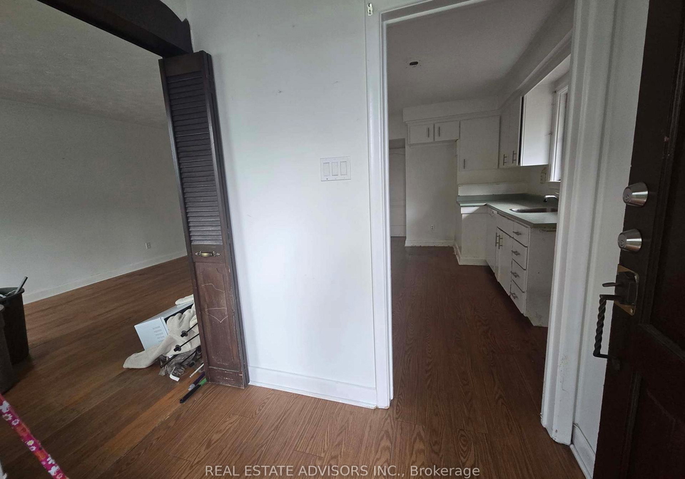 8-virgilwood-drive-toronto-ontario-c12711314