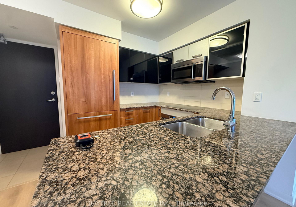 5162-yonge-street-toronto-ontario-c12711346