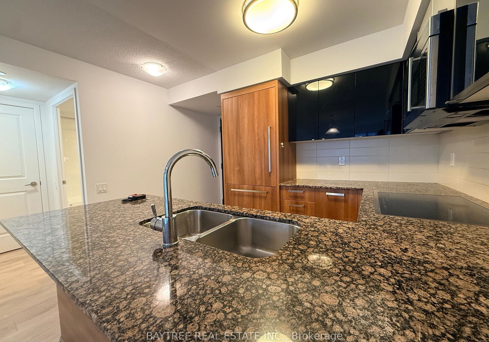 5162-yonge-street-toronto-ontario-c12711346