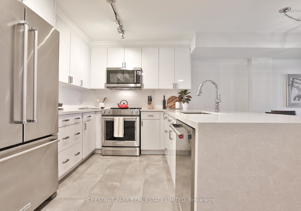 1-balmoral-avenue-toronto-ontario-c12711412