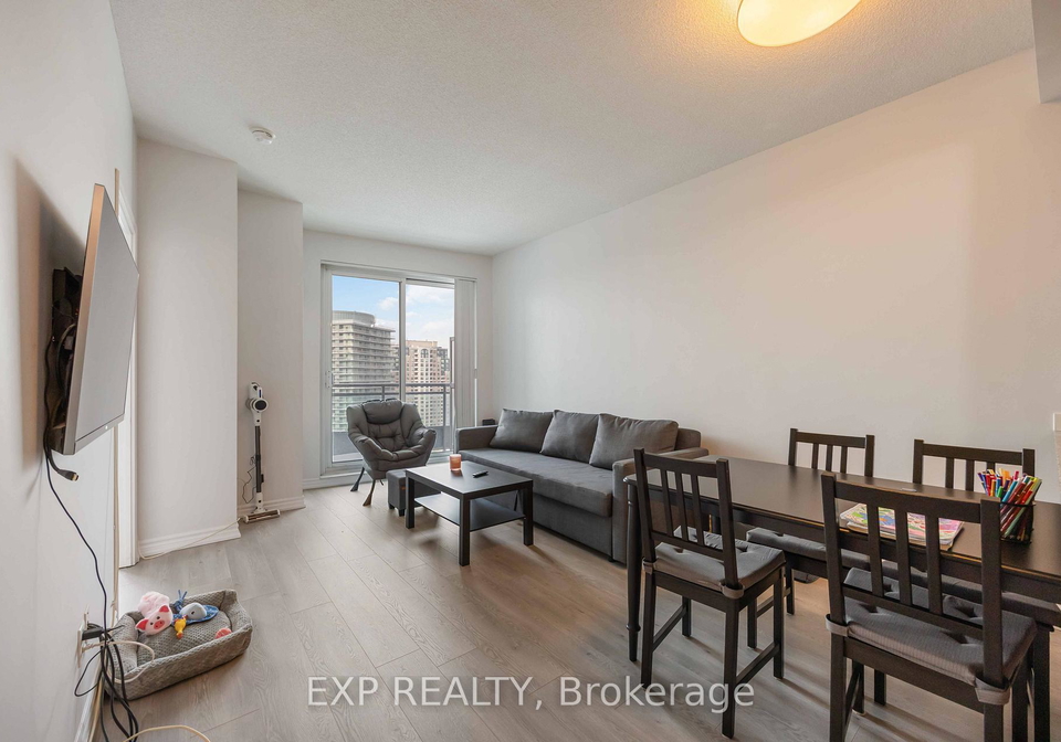 18-holmes-avenue-north-york-ontario-c12711800