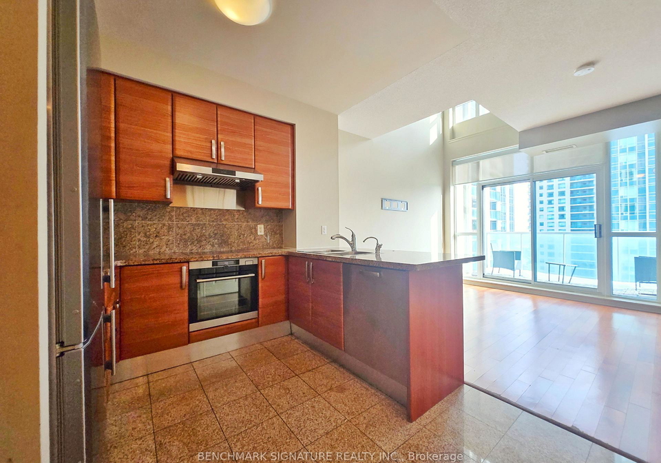 1-avondale-avenue-north-york-ontario-c12711830