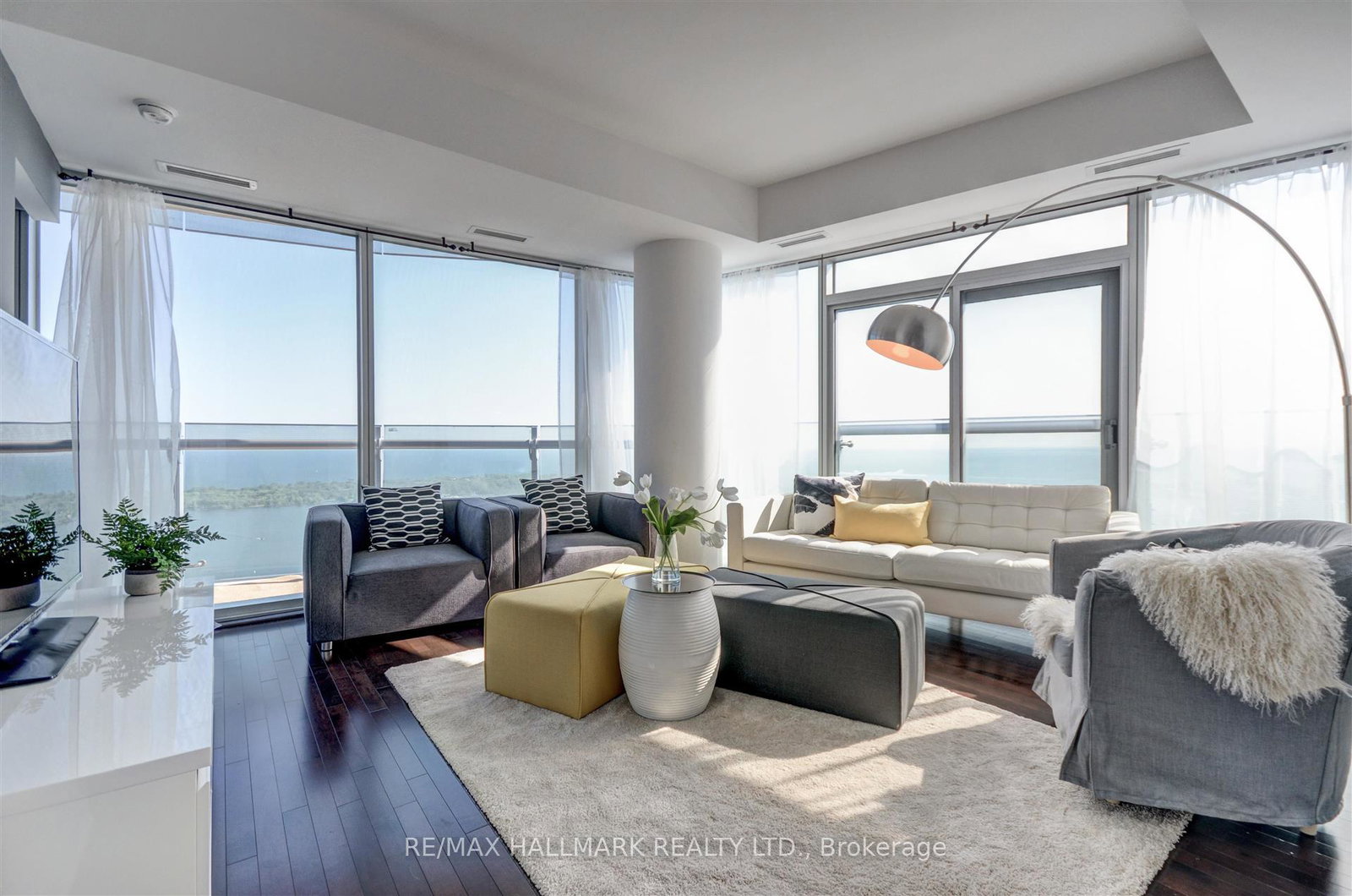 12-york-street-toronto-ontario-c12712056